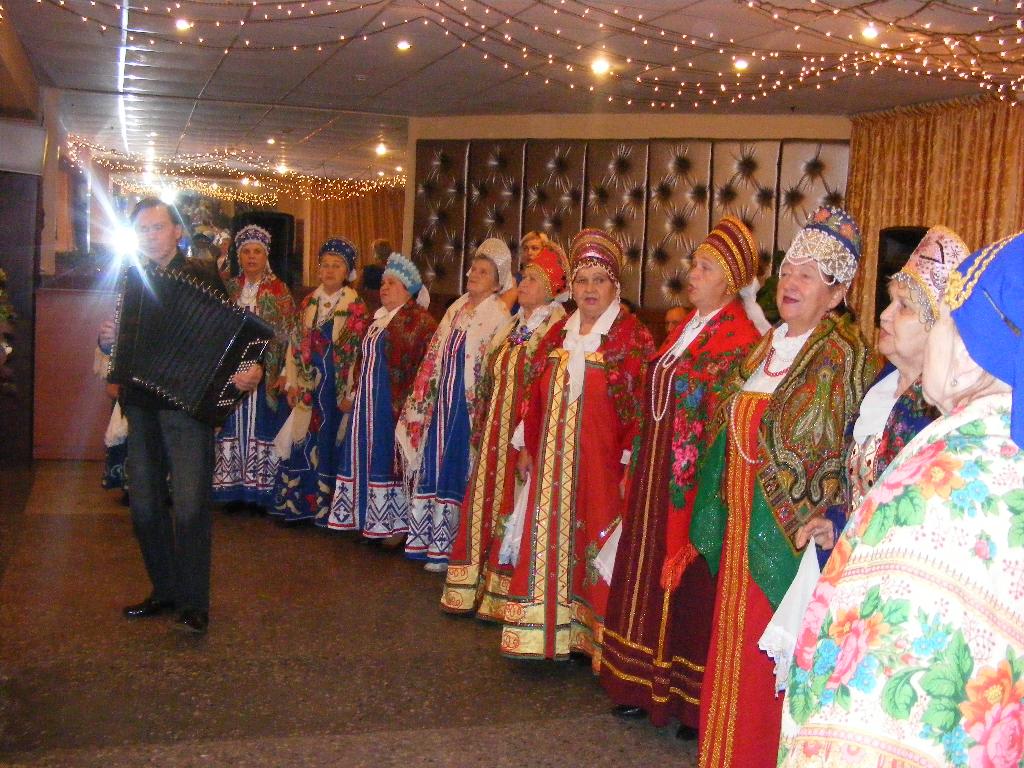 В Ломоносовском Дворце культуры закончились встречи, посвященные Дню пожилого человека