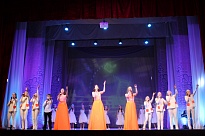 В Ломоносовском Дворце культуры прошел концерт «Лучшее»