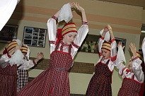 В Ломоносовском Дворце культуры поздравили с Днем рождения округ Варавино-Фактория