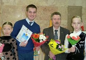 Ансамбль бального танца Ломоносовского Дворца культуры стала победителем городского конкурса «Ступень к совершенству»