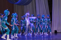 На сцене Ломоносовского Дворца культуры состоялась премьера юных танцоров