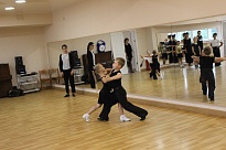 В хореографическом центре Ломоносовского Дворца культуры прошли тренировочные сборы танцоров бальных танцев