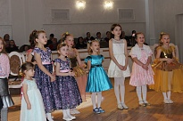 Пятнадцать мероприятий прошли в Ломоносовском Дворце культуры в весенние праздничные выходные 
