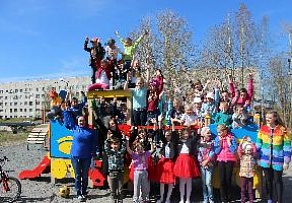 Более семи тысяч  детей и подростков приняли участие в июньских мероприятиях Ломоносовского Дворца культуры