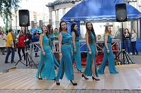 Специалисты Ломоносовского Дворца культуры приняли участие в городском студенческом празднике