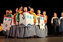 В Ломоносовском Дворце культуры прошли конкурсные показы ХV открытого городского фестиваля-конкурса детского и юношеского театрального творчества «Радуга»