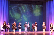  В Ломоносовском Дворце культуры прошли первые сольные концерты творческих коллективов